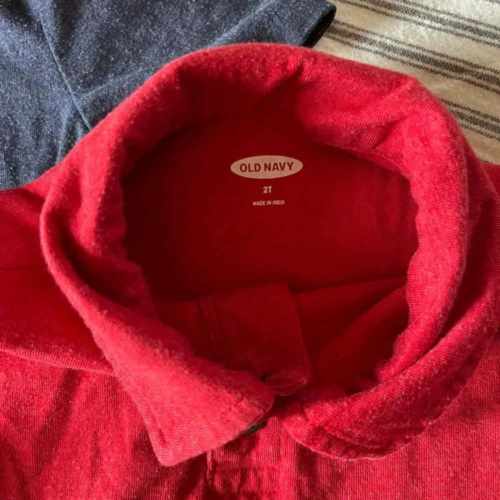 Bundle of 2, 2T Old Navy Polos - Picture 5 of 6